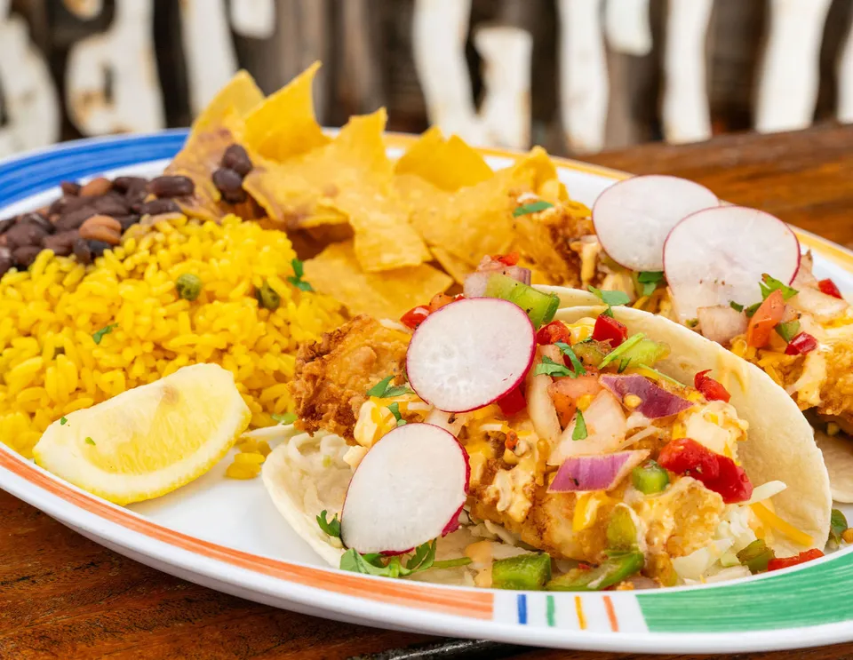 Fish tacos with rice & chips