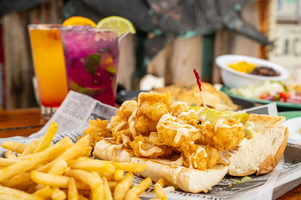 Fried sandwich & drinks